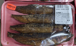 Arenque Ahumado Entero Sold By Pound