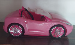 Barbie Doll Glam Pink Convertible Toy Car Mattel 2010 w/ Seat Belts 2010