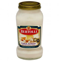 Bertolli Garlic Alfredo Sauce With Aged Parmesan Cheese 15 Oz
