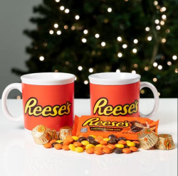 Hershey Reese's Lovers 2 Count Mug Gift Set With Chocolate