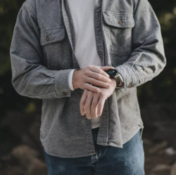 iTouch Sport 3 Touchscreen Smartwatch, 45mm - Gold Case with Gold Mesh Strap