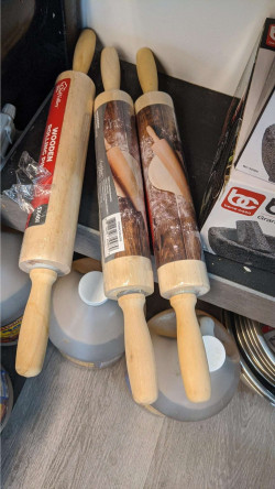 Koulang Classic Wood Rolling Pin - 18 Inch Wood Rolling Pin With Handles Solid Wooden Roller Pin Baking Professional Dough Roller for Home Bakery Pizza Pastry Roti Pasta Bread Cookie Cook